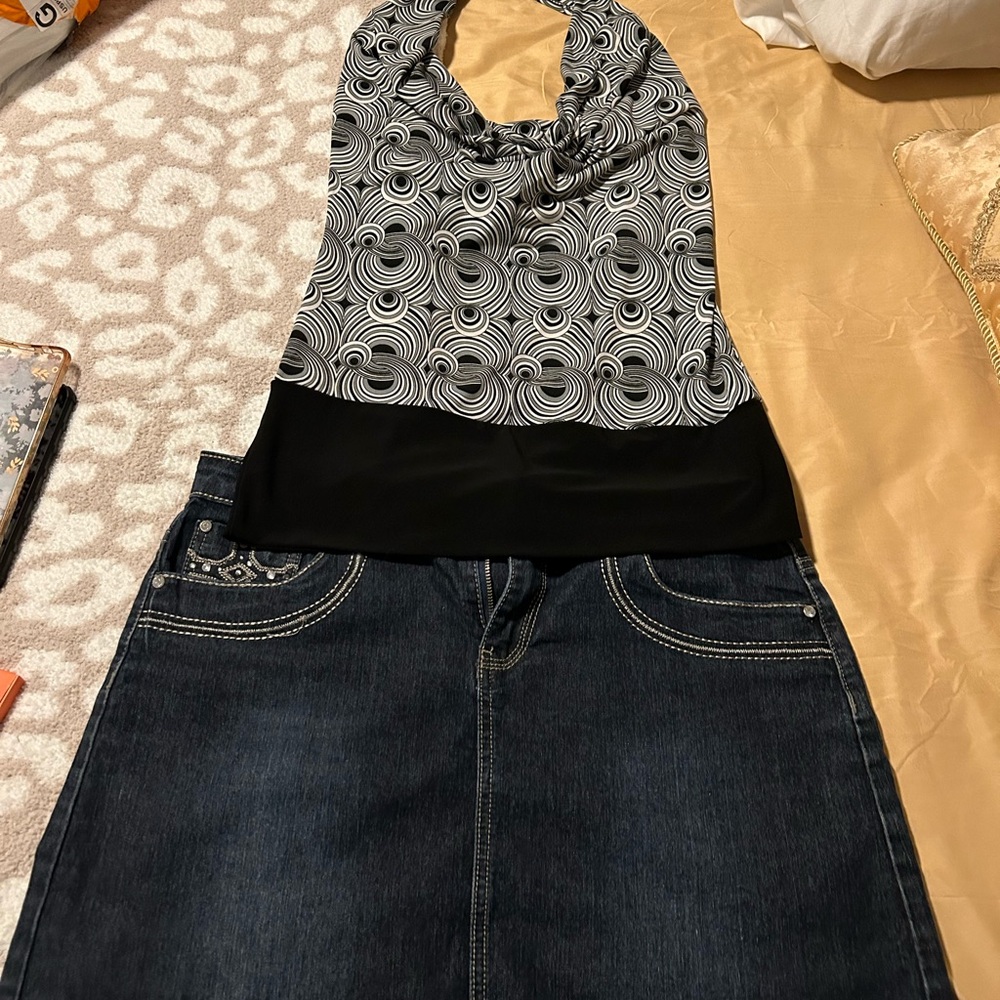 Deep plunge tank and skirt